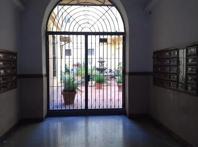 Folia Guest house 4*